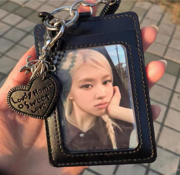 Black heart holder
